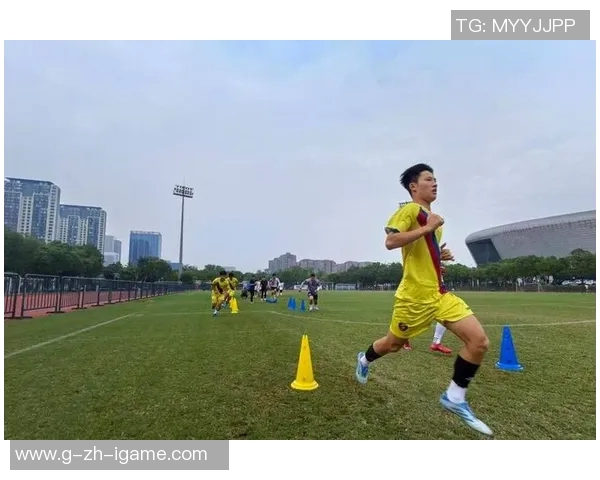 鲅鱼圈足球热潮来袭球迷齐聚共庆美好时刻